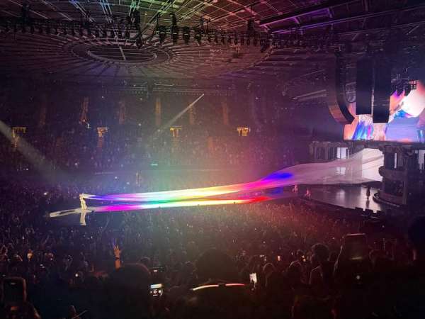 Kia Forum, section: 110, row: 14, seat: 5