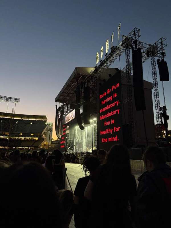 Dodger Stadium, section: Floor G, row: 2, seat: 7