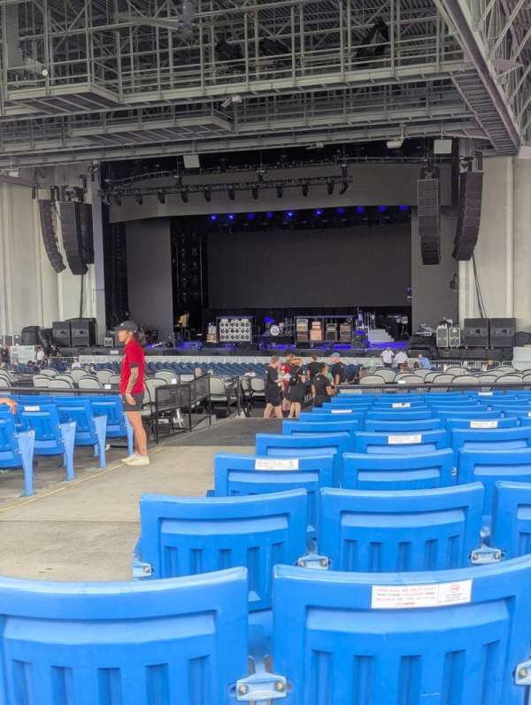 Truliant Amphitheater, section: 5, row: U, seat: 42