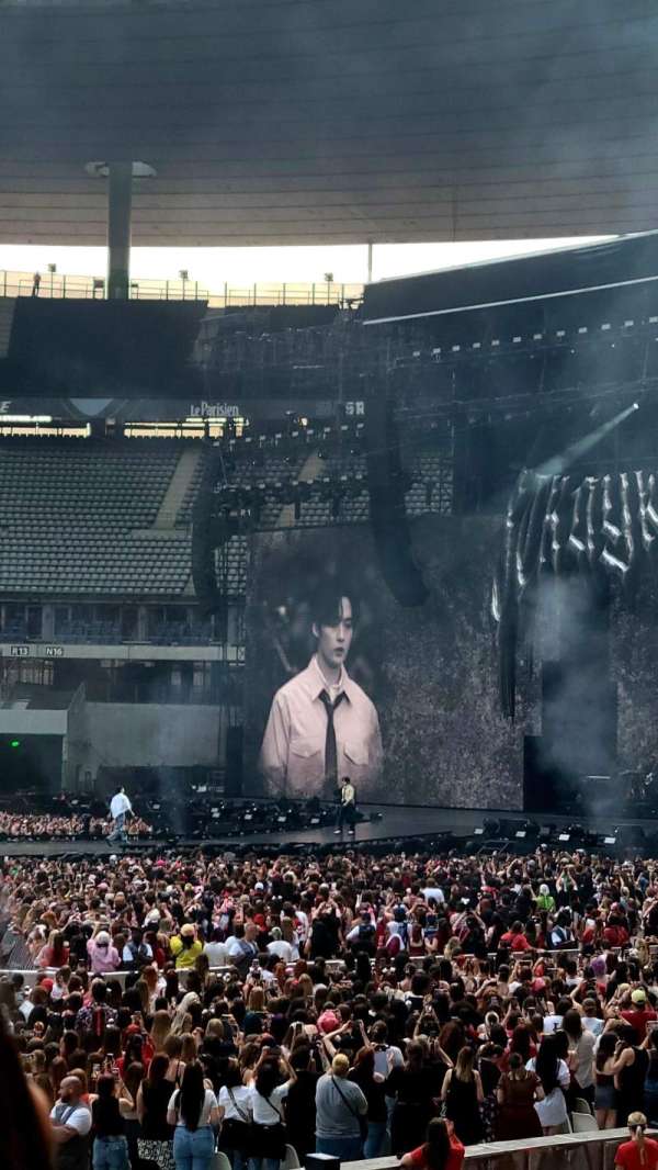 Stade de France, section: G6, row: 16, seat: 34