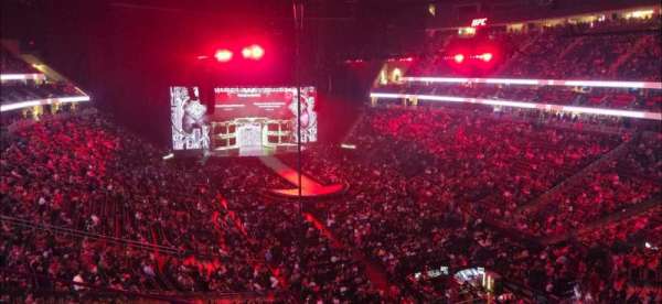 T-Mobile Arena, section: 211, row: B, seat: 9
