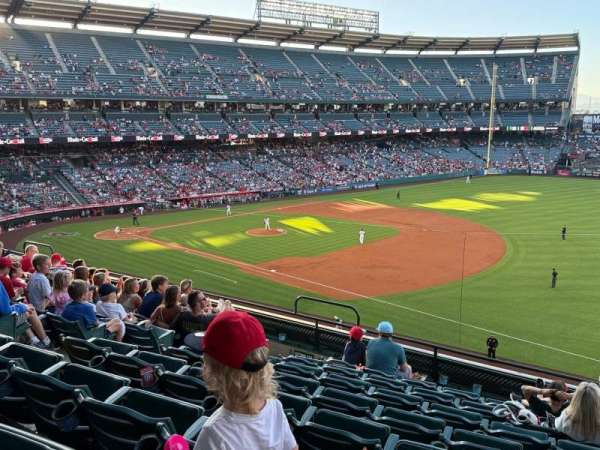 Angel Stadium, section: 340, row: H, seat: 10
