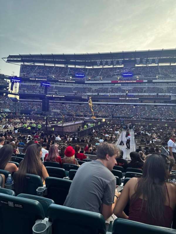 Lincoln Financial Field, section: 120, row: 8, seat: 4