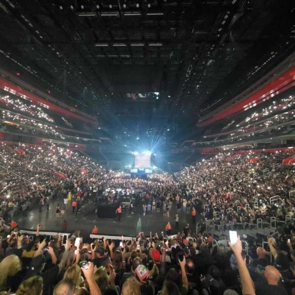 Little Caesars Arena, section: 115, row: 17, seat: 9