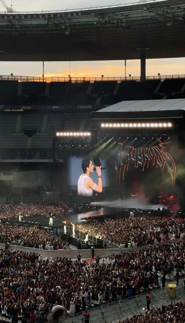 Stade De France, section: E2, row: 44, seat: 22