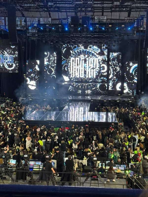 Allstate Arena, section: 214, row: B, seat: 30