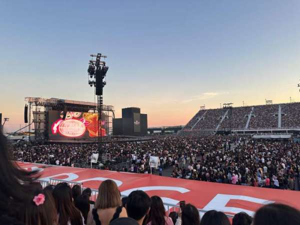 Rogers Stadium, section: E121, row: 5, seat: 23