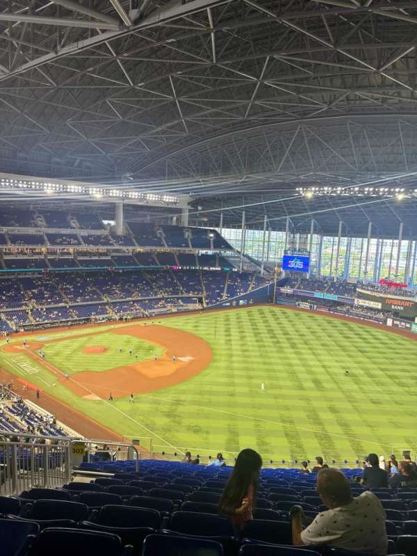 LoanDepot Park, section: 303, row: 8, seat: 14