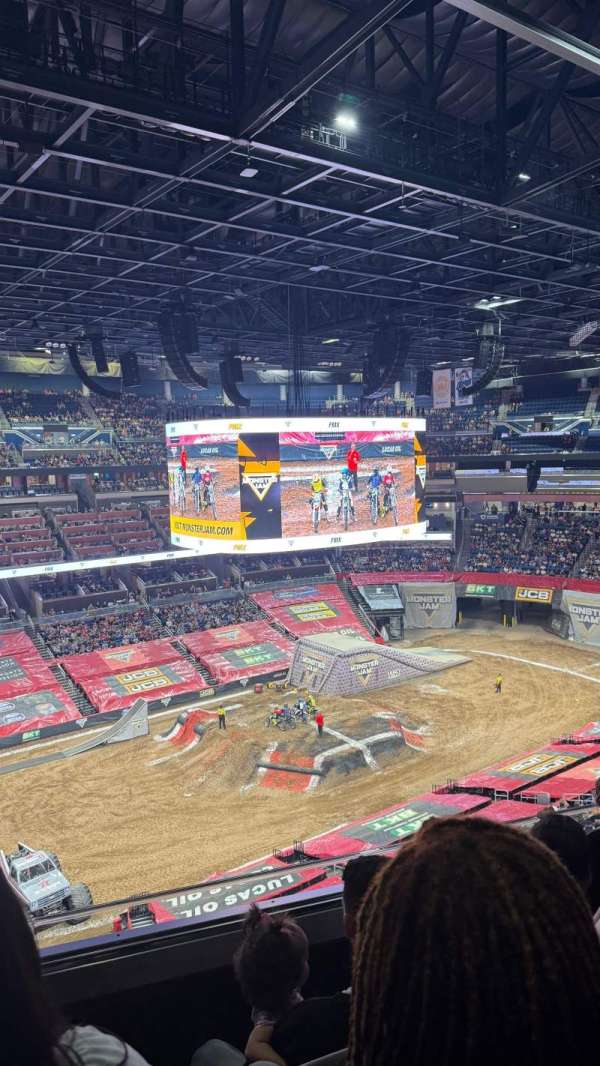 Kia Center, section: 212, row: 3, seat: 10