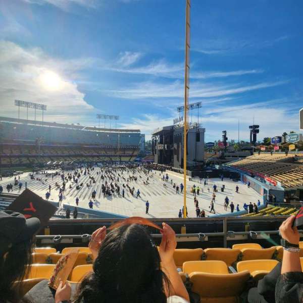 Dodger Stadium, section: 162LG, row: D, seat: 4