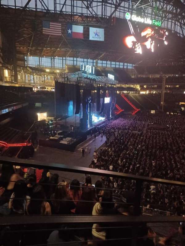 Globe Life Field, section: 101, row: 14, seat: 1