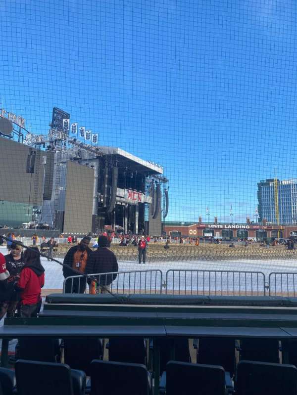 Oracle Park, section: 130, row: 4, seat: 14