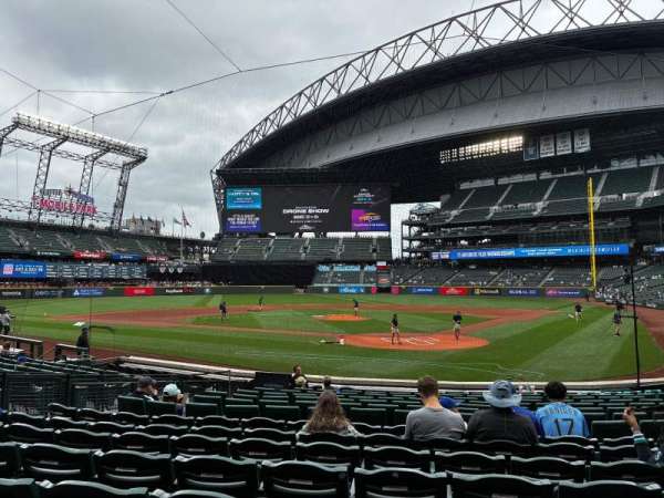T-Mobile Park, section: 132, row: 16, seat: 10