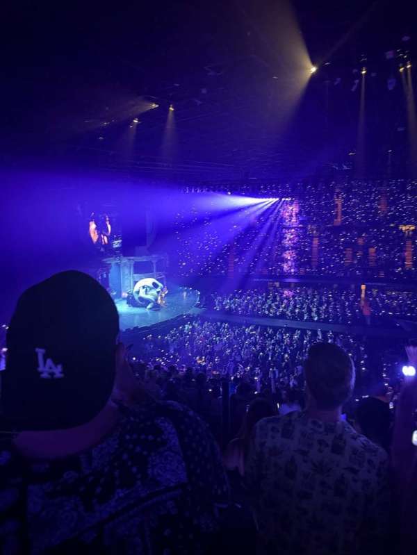 Kia Forum, section: 227, row: 6, seat: 2