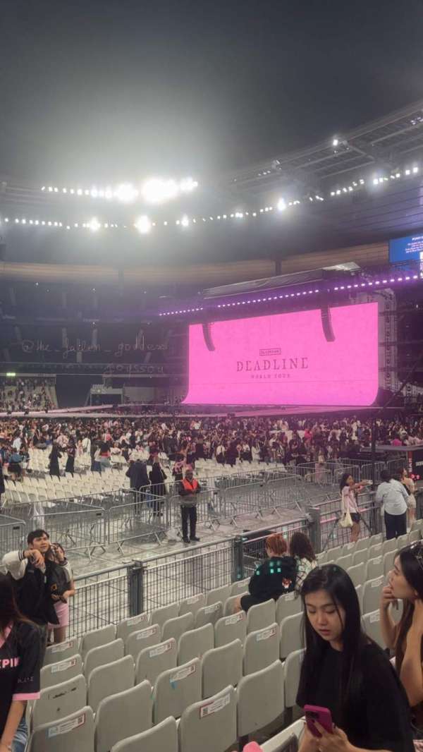Stade de France, section: G5, row: 09, seat: 17