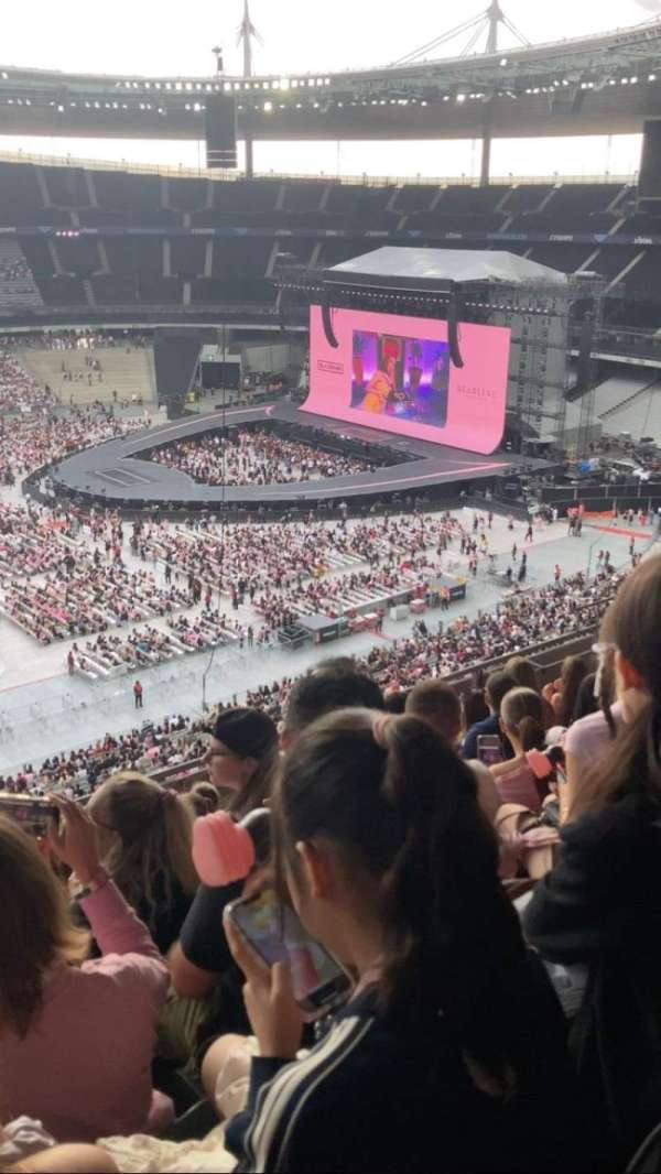 Stade de France, section: D8, row: 67, seat: 06