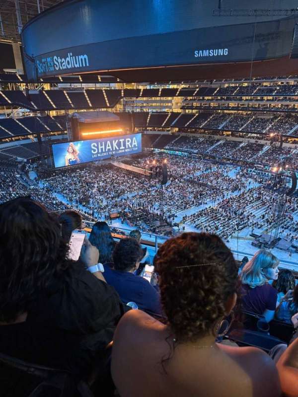 SoFi Stadium, section: 329, row: 5, seat: 4