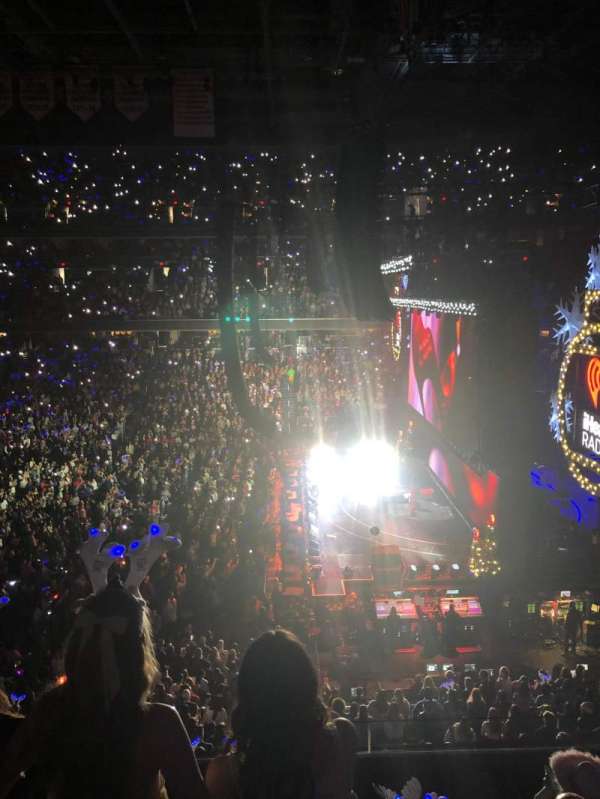 Capital One Arena, section: 217, row: E, seat: 4