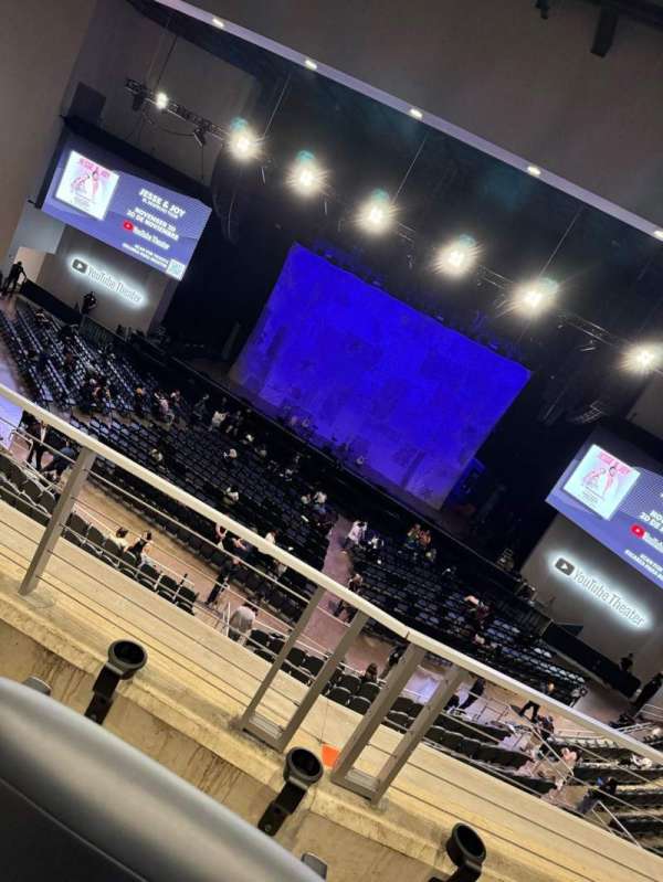 YouTube Theater, section: 205, row: B, seat: 3