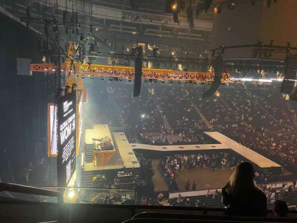 Rogers Arena, section: 326, row: 4, seat: 1