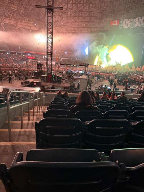 Rogers Centre, section: 116, row: 18, seat: 12