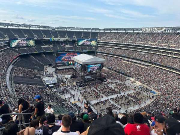MetLife Stadium, section: 311, row: 20, seat: 26