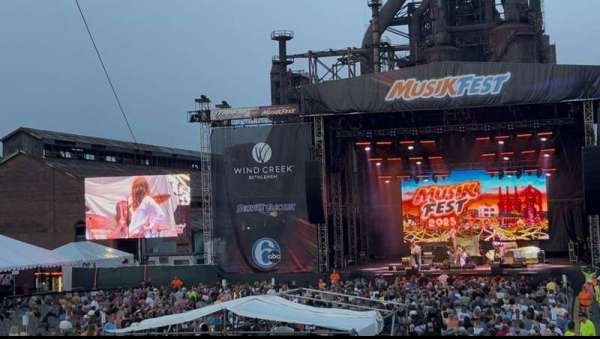 Wind Creek Steel Stage, section: 202, row: P, seat: 1