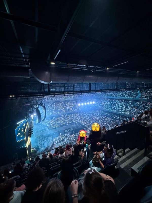 Ziggo Dome, section: 213, row: 12, seat: 441