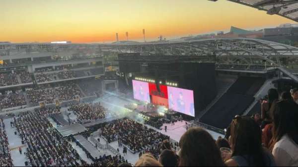BMO Stadium, section: 212, row: DD, seat: 12