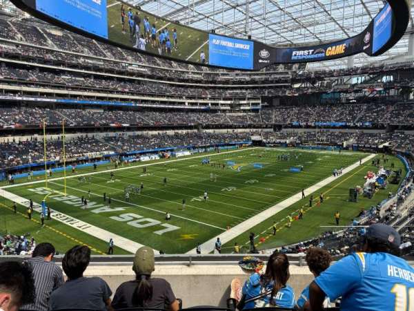 SoFi Stadium, section: 211, row: 4, seat: 2