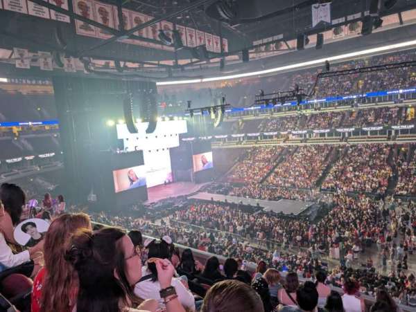 United Center, section: 216, row: 7, seat: 3