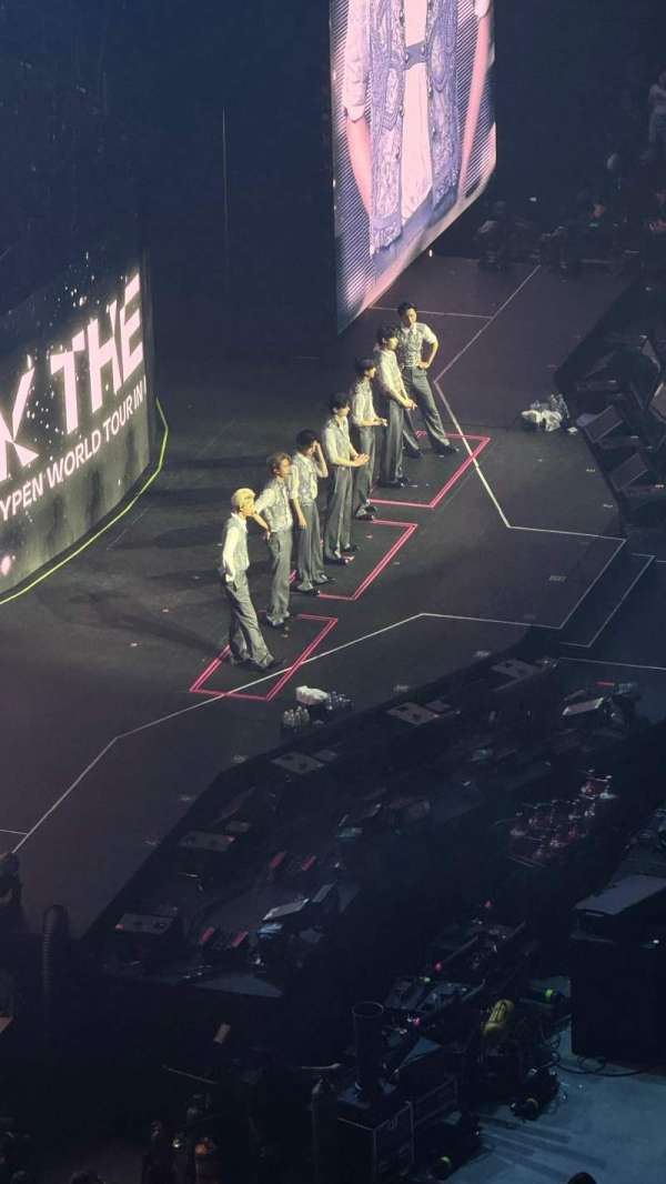 United Center, section: 318, row: 8, seat: 4