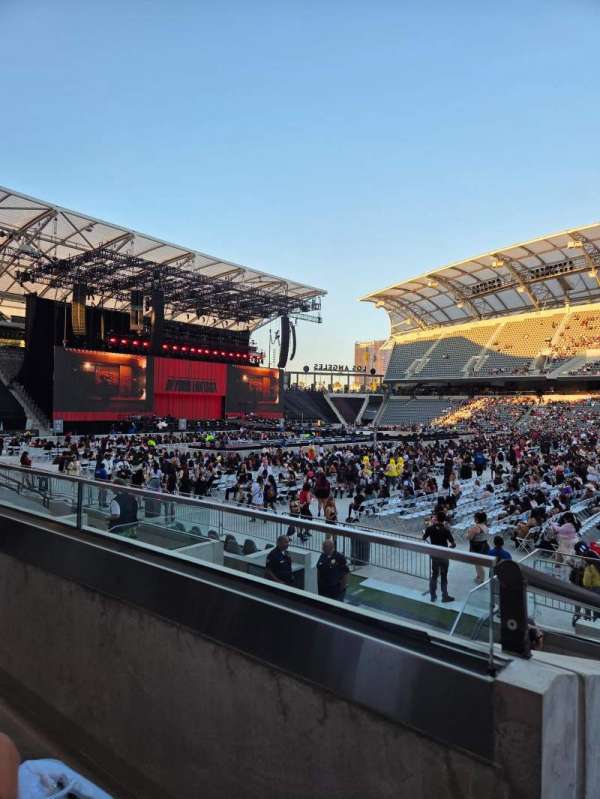 BMO Stadium, section: Field Club C, row: g, seat: 3