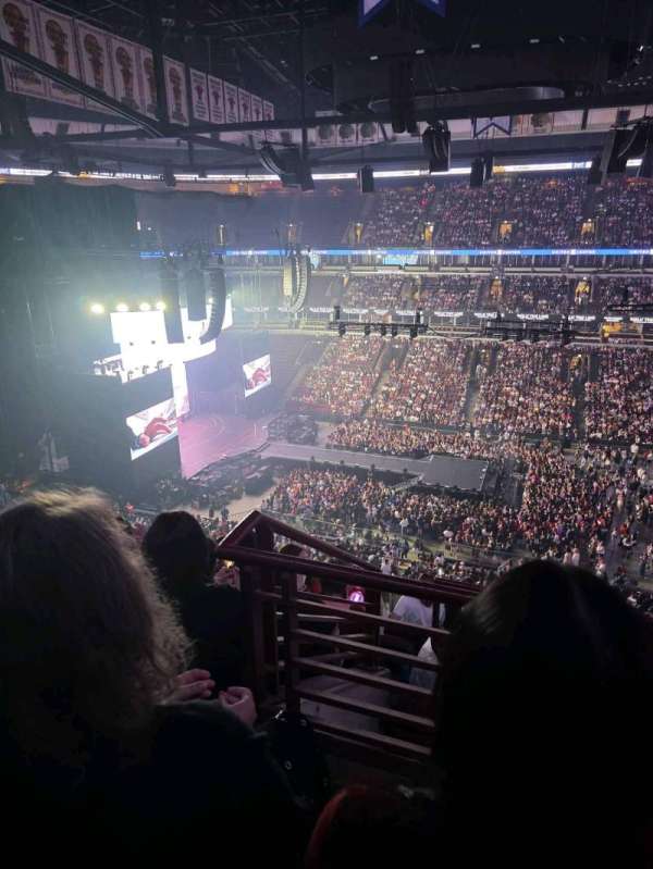 United Center, section: 317, row: 7, seat: 5
