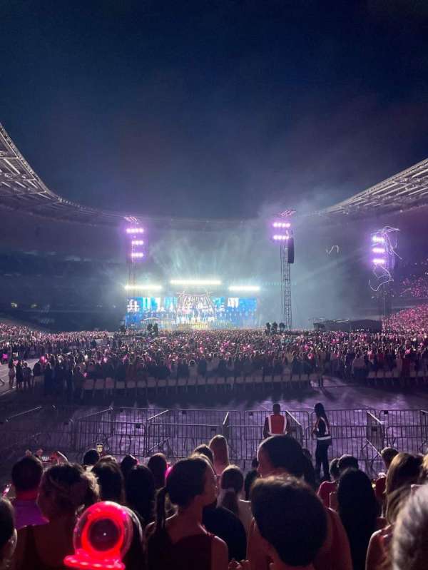 Stade de France, section: Y10, row: 8, seat: 26