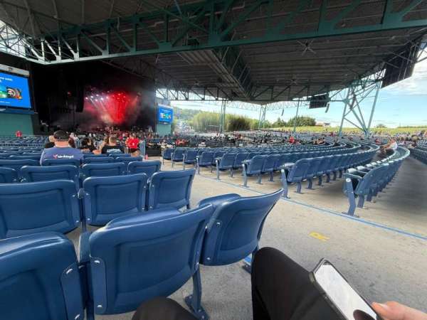 Veterans United Home Loans Amphitheater, section: 205, row: S, seat: 3