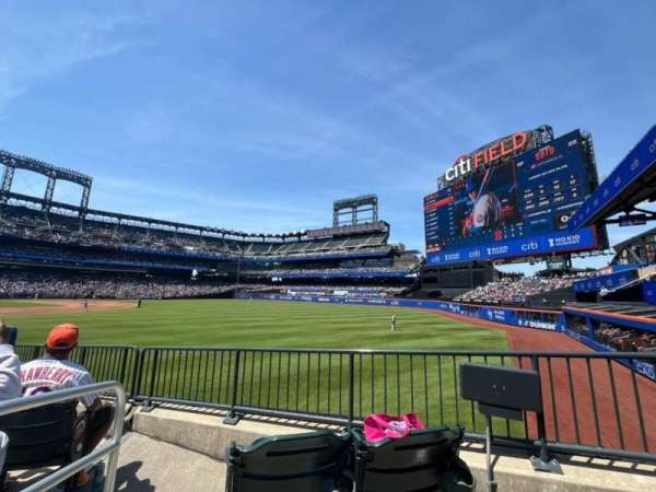 Citi Field, section: 105, row: 14, seat: 1