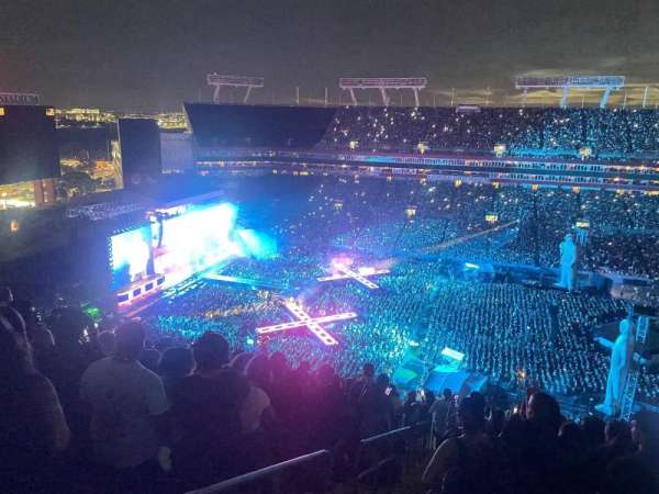 Raymond James Stadium, section: 337, row: v, seat: 1