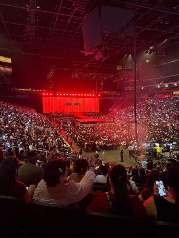 Desert Diamond Arena, section: 119, row: R, seat: 1