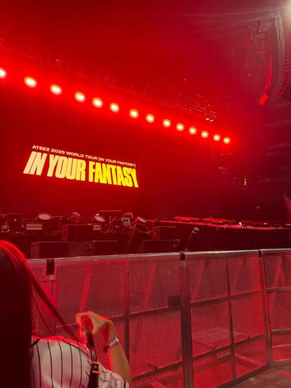 Desert Diamond Arena, section: Floor C, row: 2, seat: 7