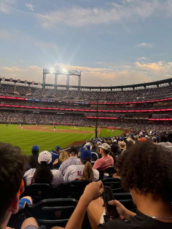 Citi Field, section: 130, row: 19, seat: 9