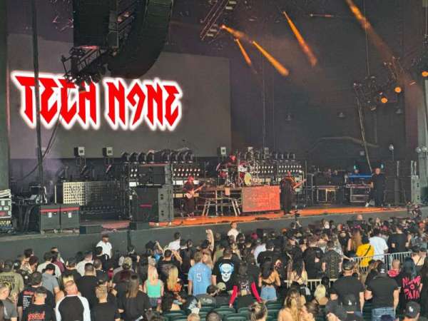 Dos Equis Pavilion, section: 205, row: D, seat: 1