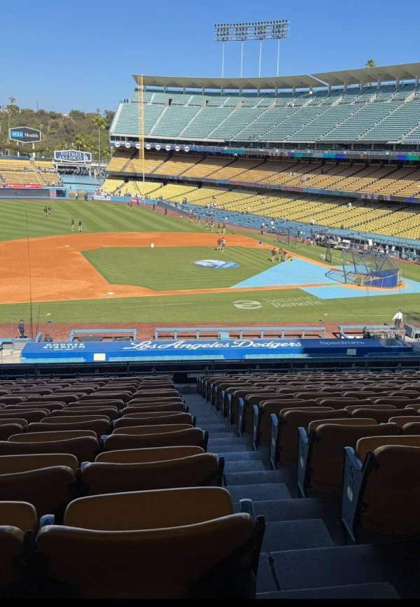 Dodger Stadium, section: 135LG, row: R, seat: 1