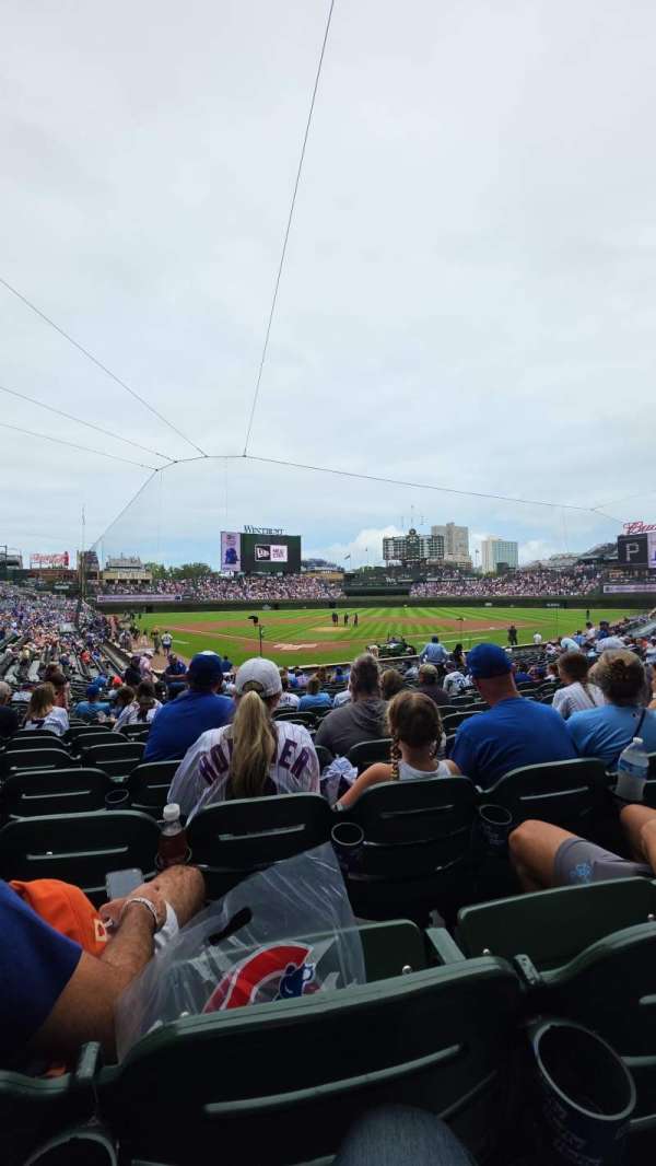 Wrigley Field, section: 119, row: 10, seat: 8