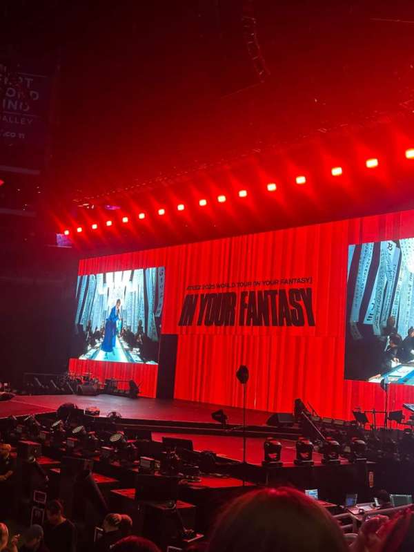 Desert Diamond Arena, section: 110, row: H, seat: 7