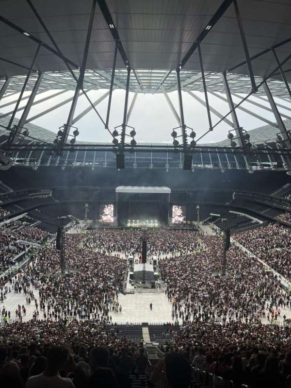 Tottenham Hotspur Stadium, section: 452, row: 76, seat: 220