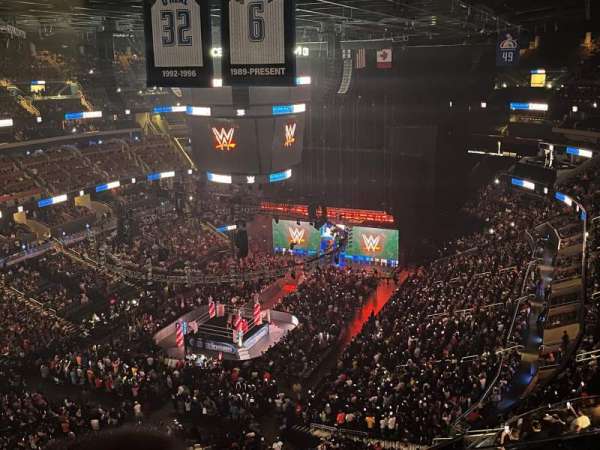 Kia Center, section: 214, row: 11, seat: 20