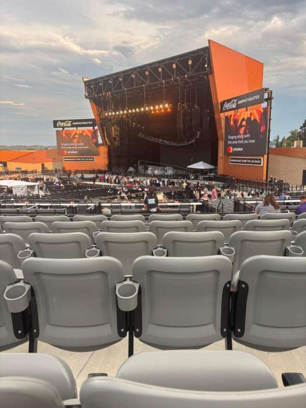 Coca-Cola Amphitheater, section: 207, row: G, seat: 7
