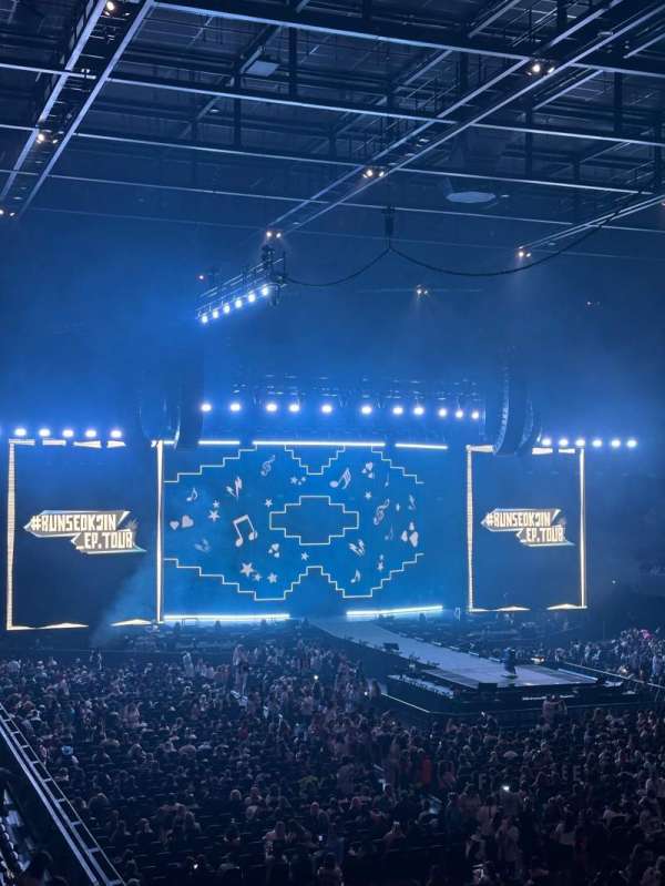 Ziggo Dome, section: 108, row: 11, seat: 270
