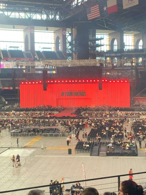 Globe Life Field, section: 116, row: 6, seat: 6